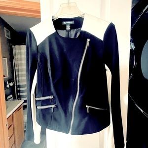 Women’s Jacket size M
